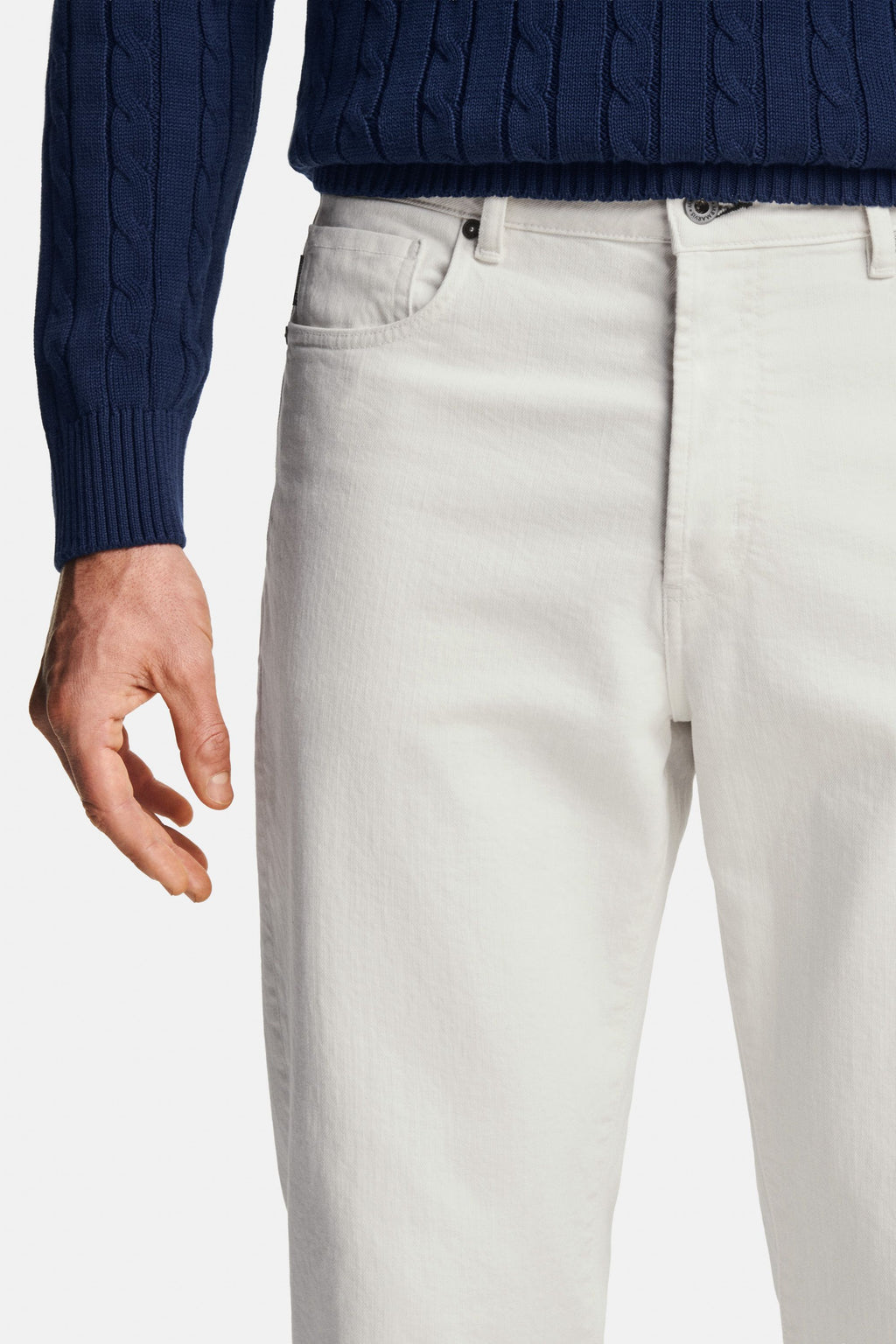Coconuts * The Straight Fit Five-pockets