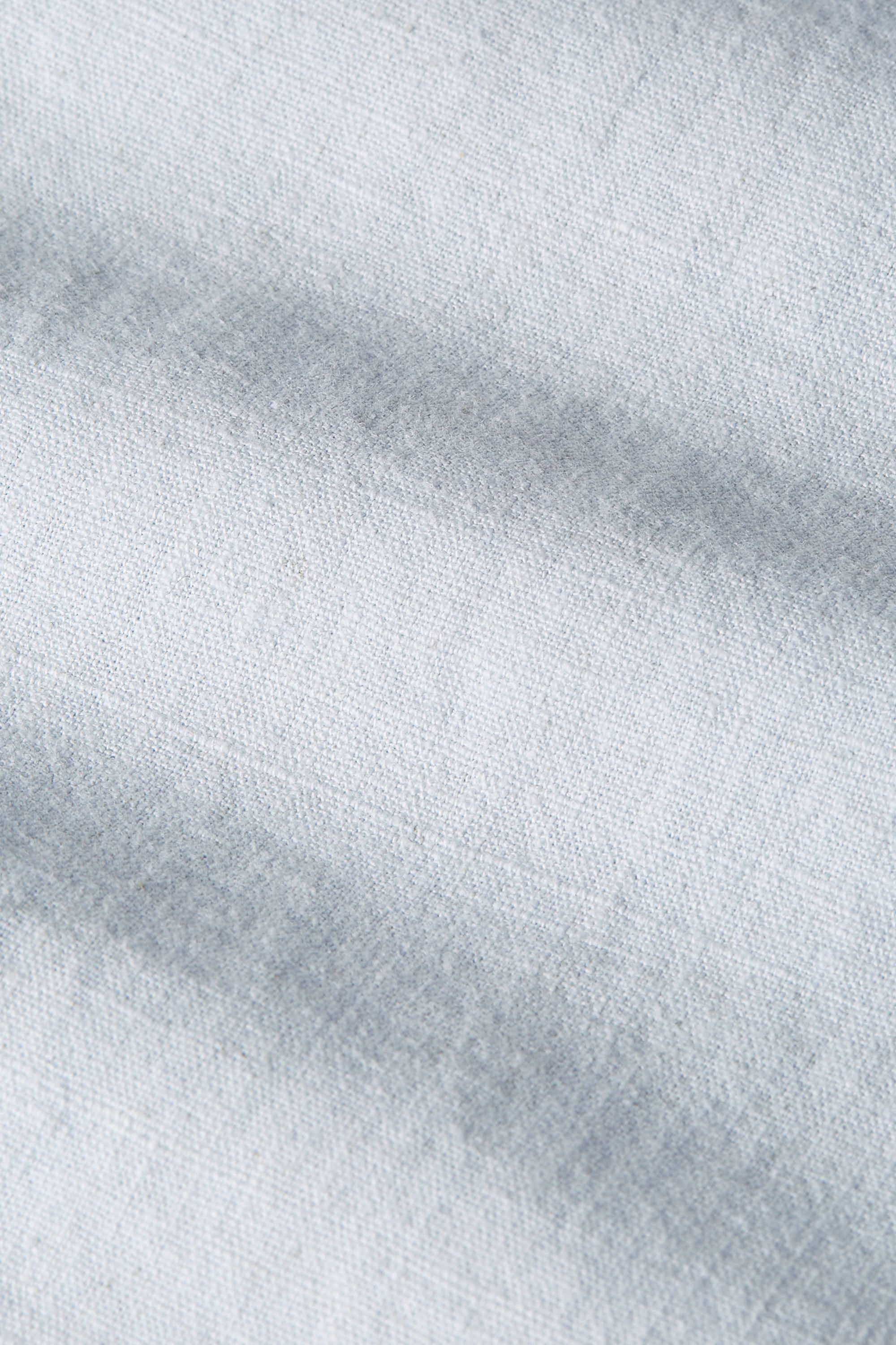 Avenues * The Linens