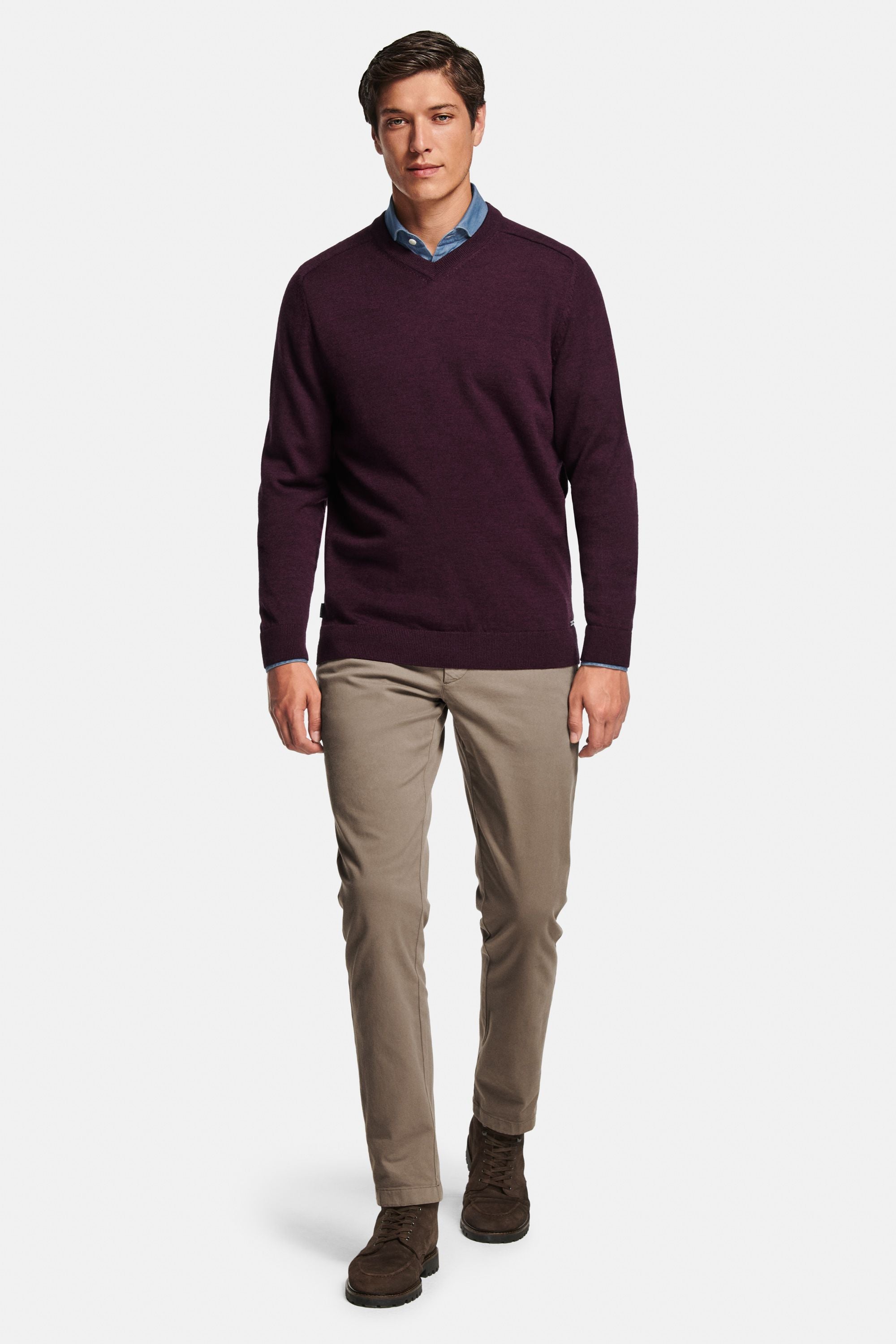 Reserves * The Merino V-neck