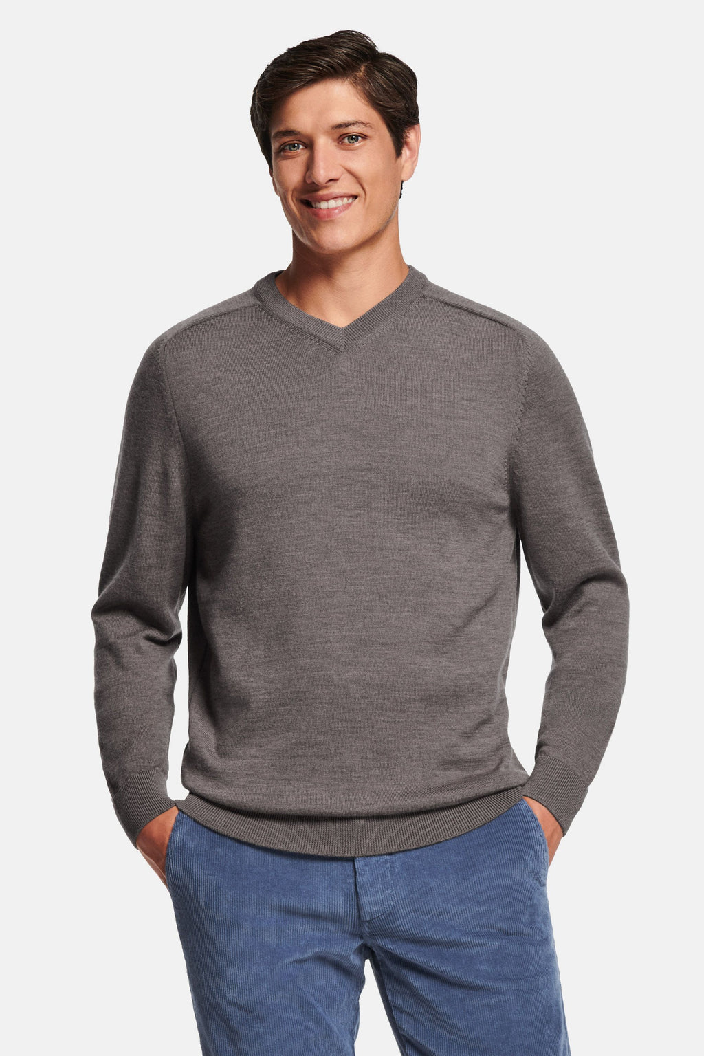 Jones * The Merino V-neck