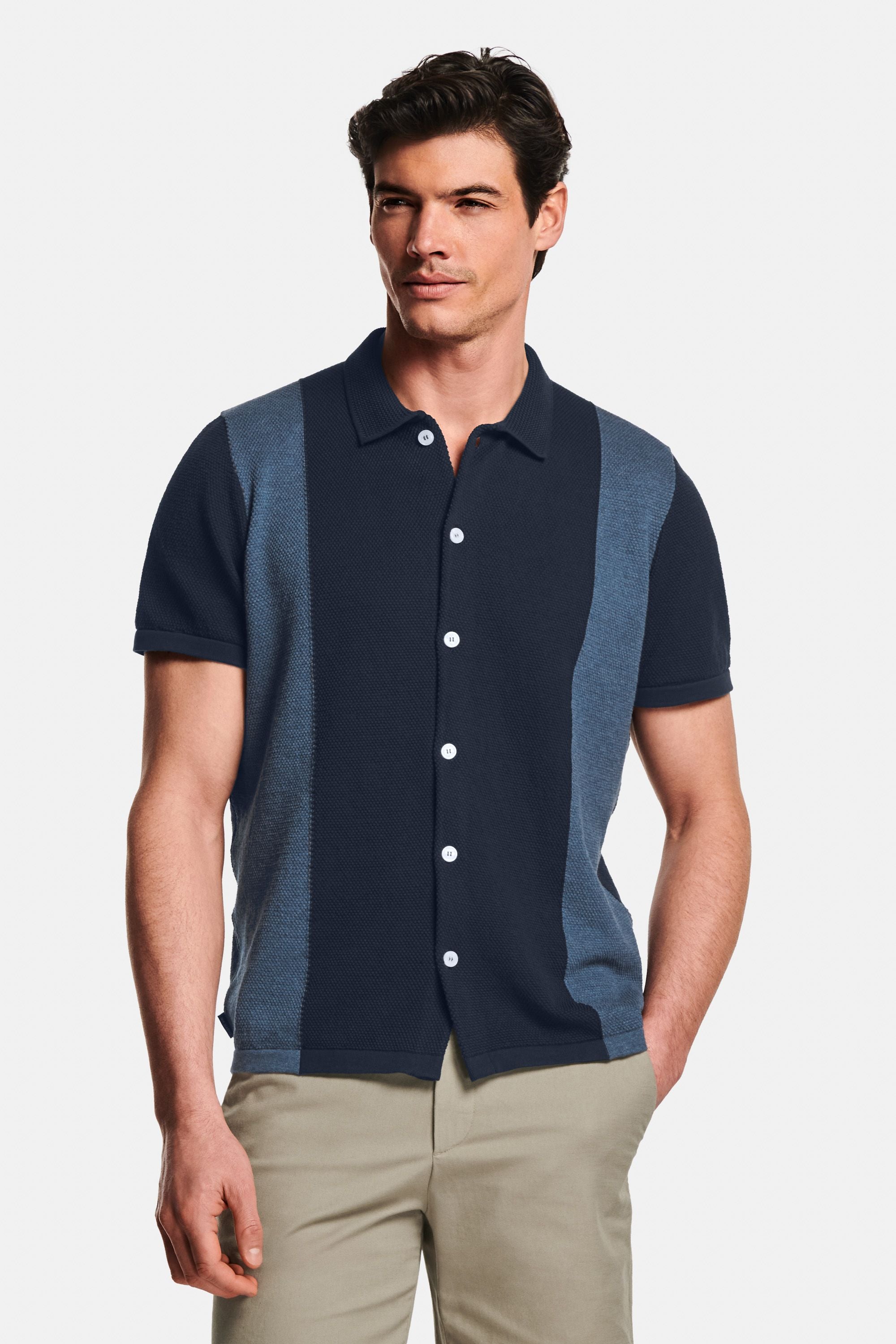 Strikes * The Airy Knit Shirt