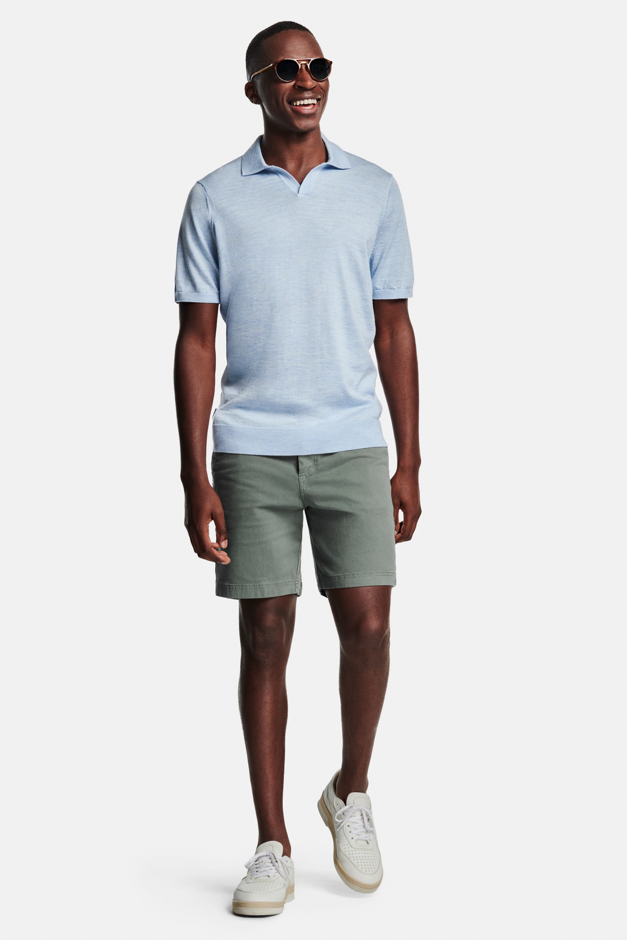 Avenues * The Buttonless Polo